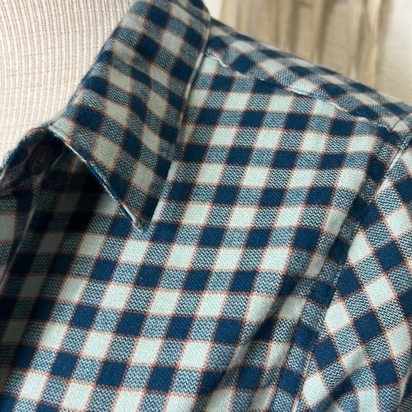 Toad & Co Teal and Aqua Plaid Long Sleeve Button Down Size  Small - Picture 12 of 15
